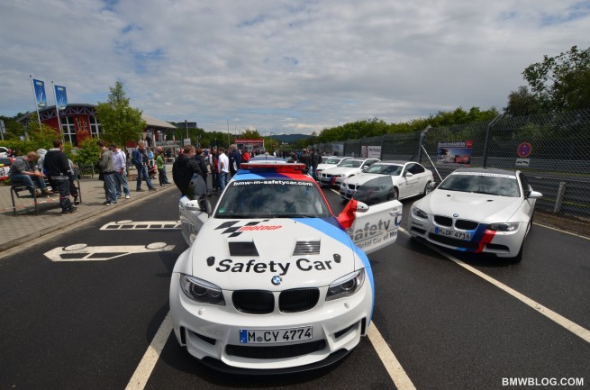 BMW-1M-safety-car-21