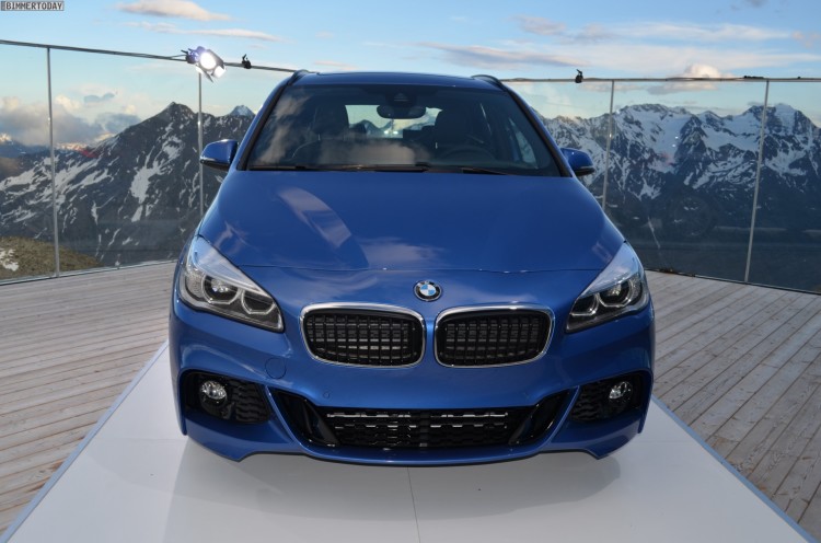 BMW-2er-Active-Tourer-M-Sportpaket-225i-F45-Estorilblau-Live-Fotos-05