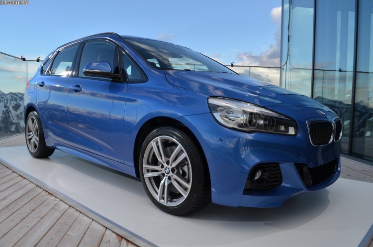 BMW-2er-Active-Tourer-M-Sportpaket-225i-F45-Estorilblau-Live-Fotos-09