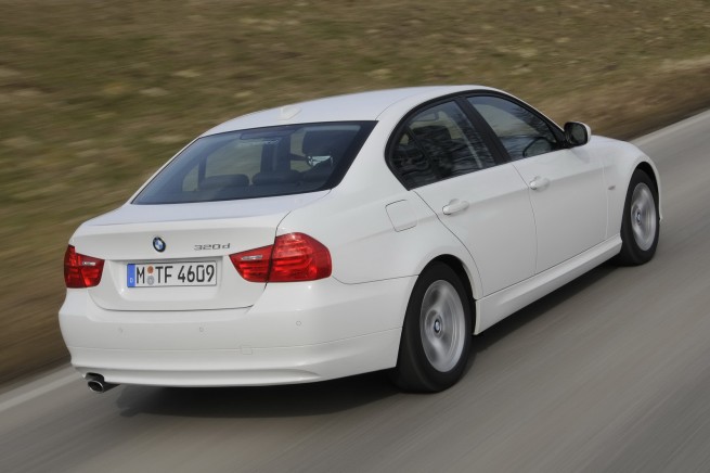 BMW-320d-EfficientDynamics-4