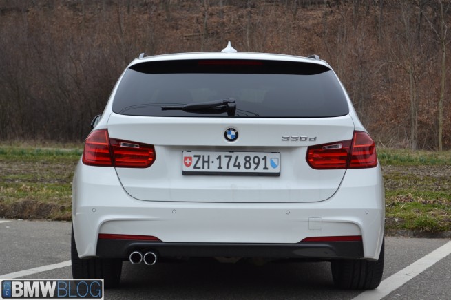 BMW-330d-touring-07