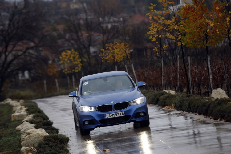 Photo Gallery: BMW 3 Series GT M Sport Package in Estoril Blue