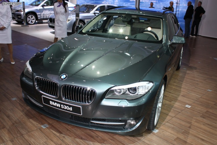 2010 Leipzig Auto Show: The New BMW 530d Touring