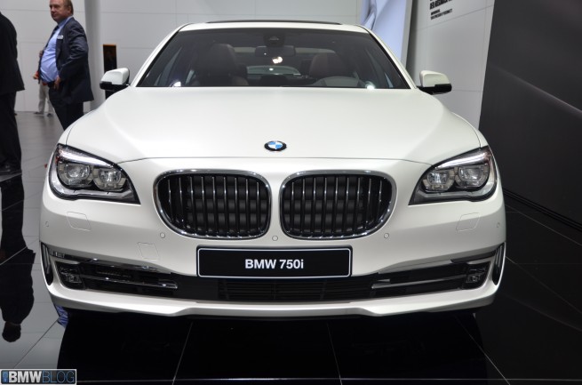 BMW-750i-individual-01