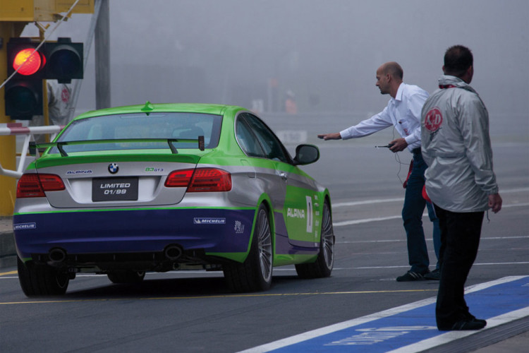 World Premiere: BMW ALPINA B3 GT3