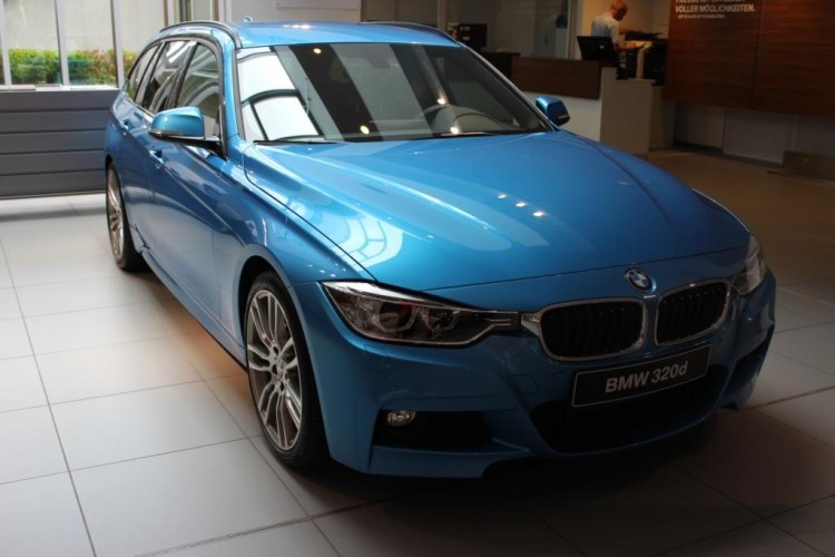 BMW F31 3 Series Touring in Individual Kingfisher Blue color