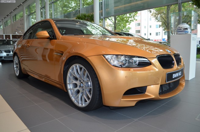 BMW-Individual-Sunburst-Gold-M3-E92-Coupe-01