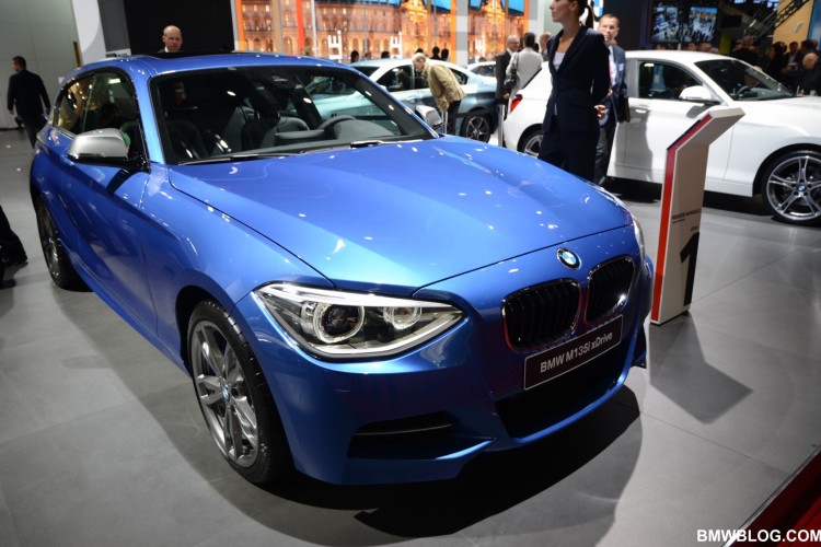 Video: BMW M135i xDrive at the 2012 Paris Motor Show