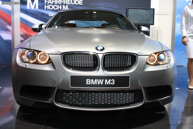 2010 Leipzig Auto Show: BMW M3 Coupe in Frozen Grey Metallic