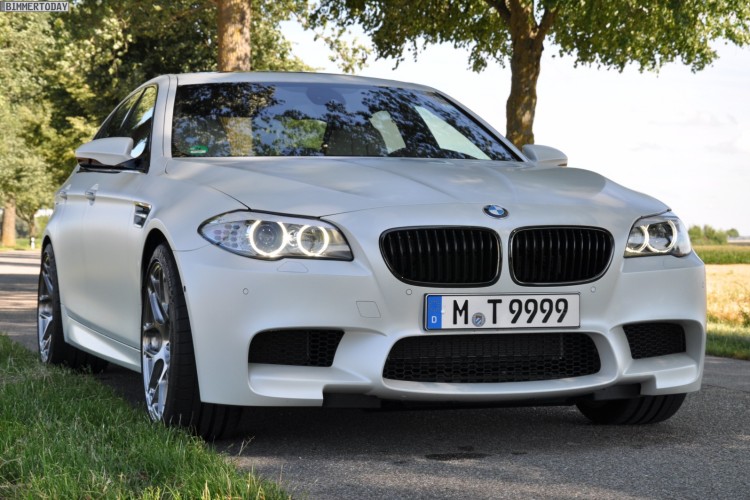Video: 24 BMW M5. The big delivery