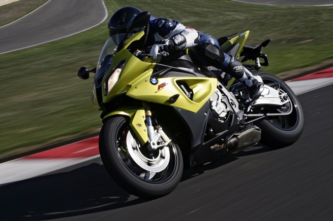 BMW-S1000RR-01