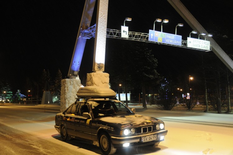 Expedition towards the North Pole in an E34 525i