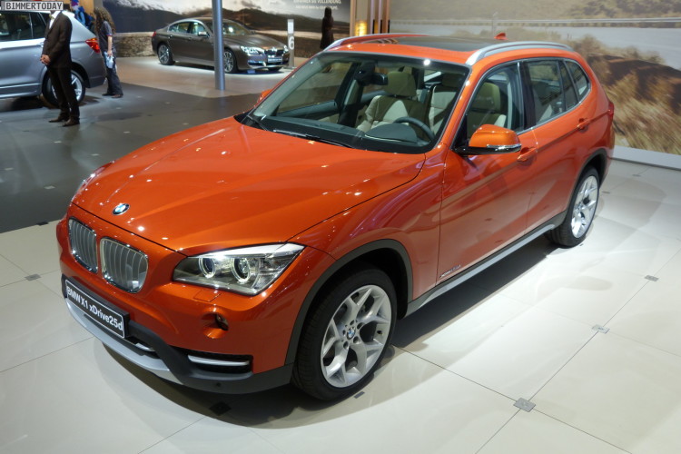 2012 Leipzig Auto Show: BMW X1 Facelift in Valencia Orange