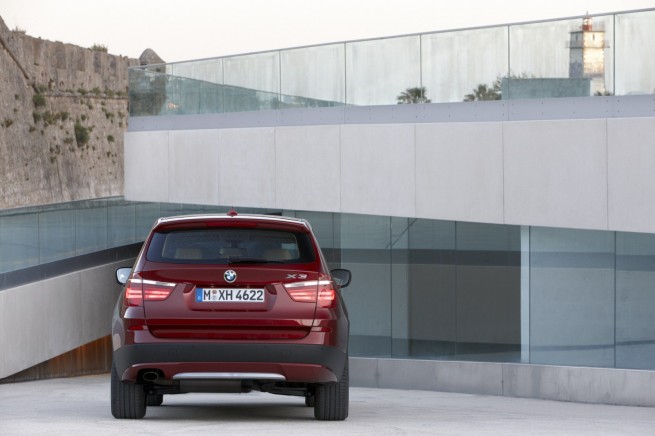 BMW-X3-F25-Exterieur-15