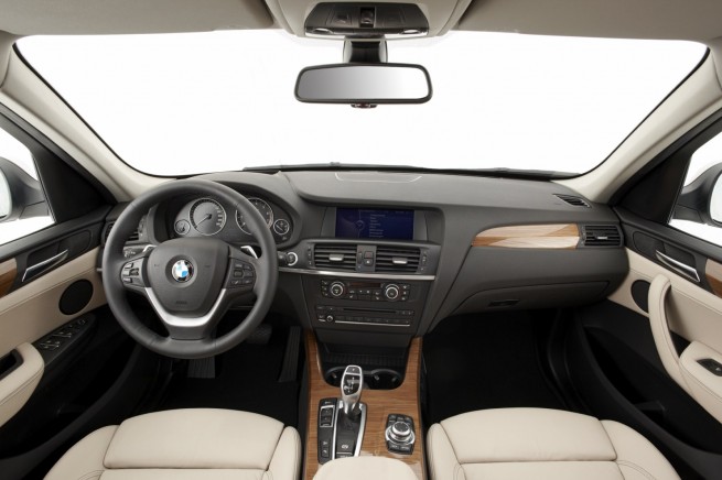 BMW-X3-F25-Interieur-08