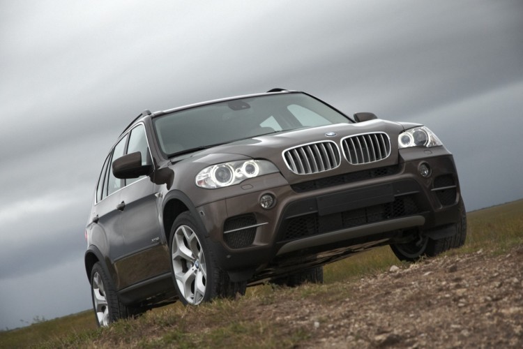 Premiere: 2011 BMW X5 Facelift LCI