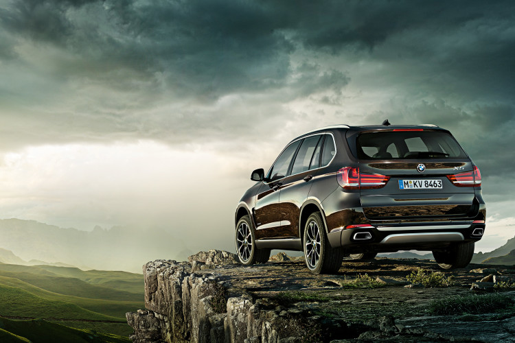Wallpapers: New BMW X5