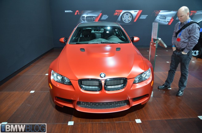 BMW-frozen-red-pictures-01