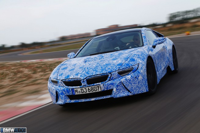 BMW-i8-pre-drive-45