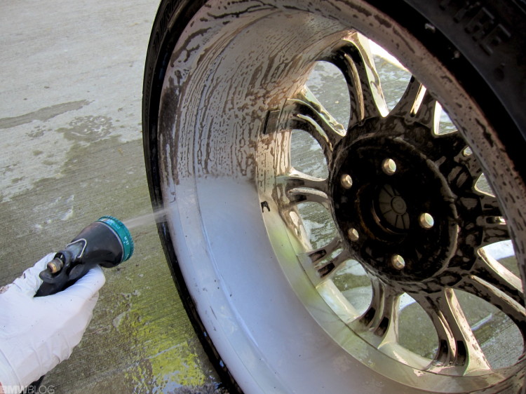 BMW-wheel-cleaner-16
