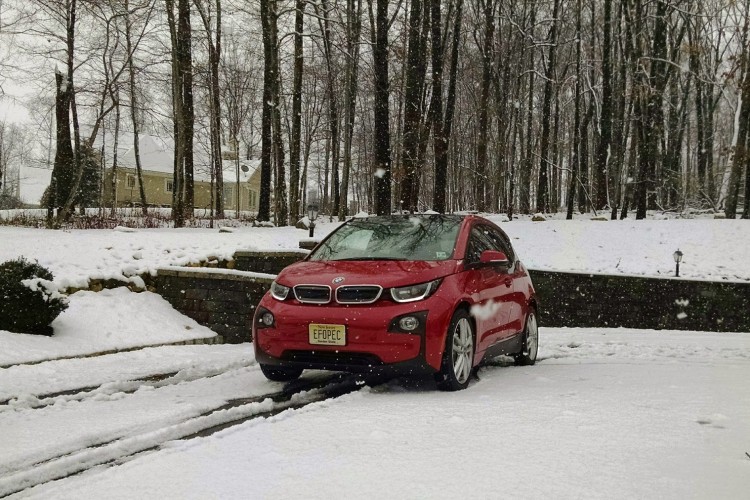 BMW i3 PSA: No, There is Nothing Wrong With Your Battery!