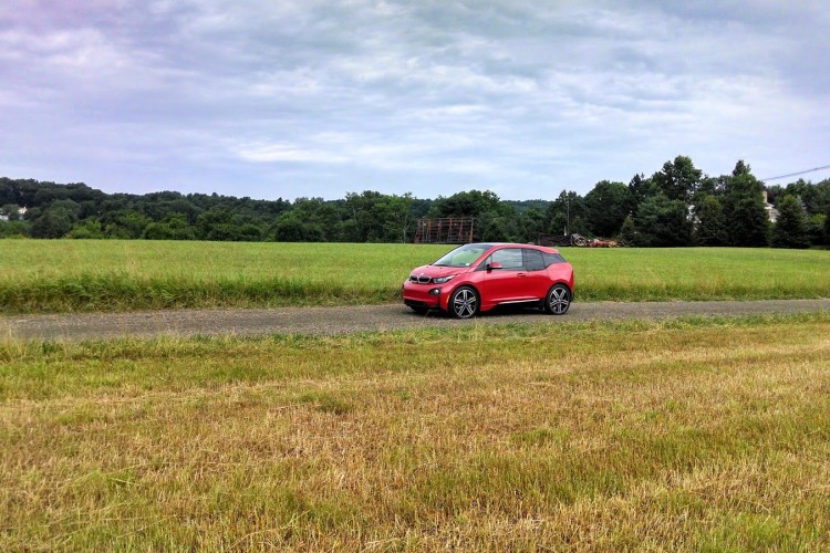 BMW i3 City Car is at Home in the Country