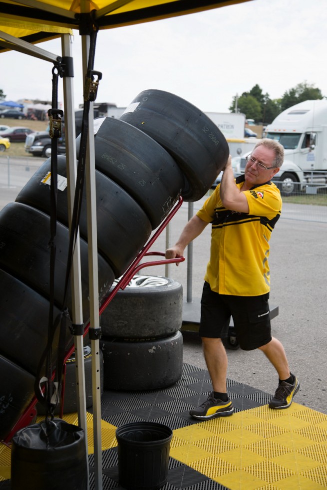 Dunlop Motorsport - Michael Blaskivich - BMWBLOG-32