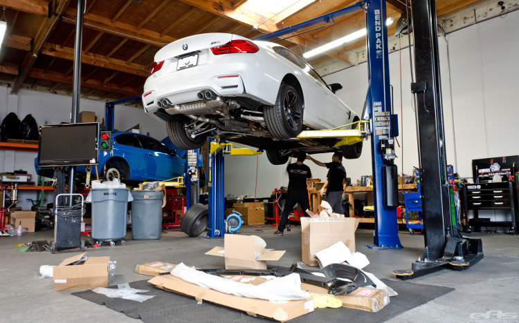 Mineral White M4 Gets The M Performance Aero Package