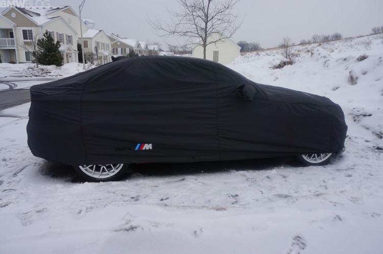 bmw-1m-cover-03