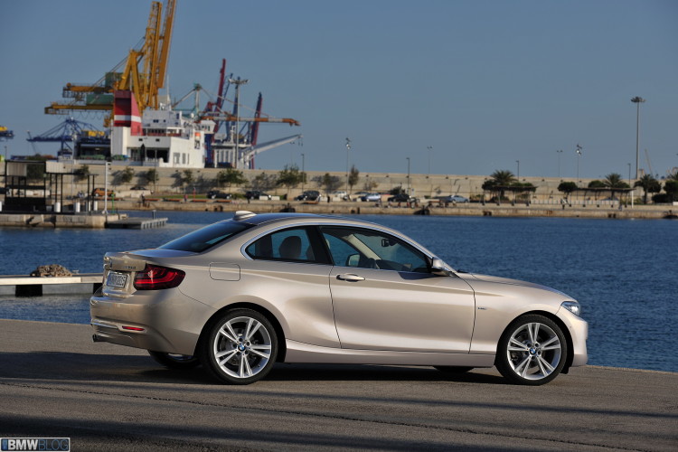 bmw-2-series-coupe-images-high-resolution-24
