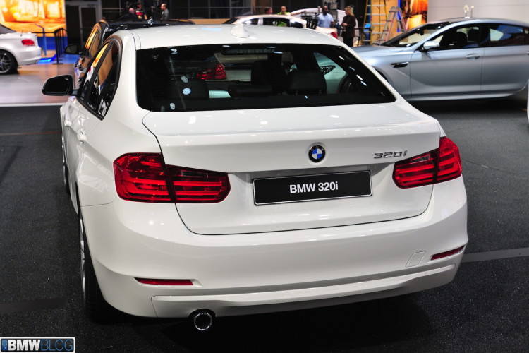 U.S Debut – BMW 320i
