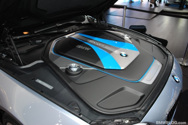 bmw-5-series-hybrid--36