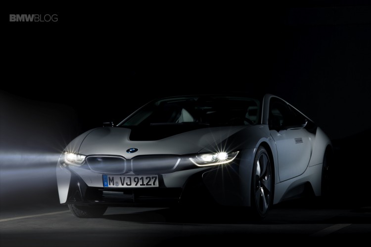 bmw-i8-laser-lights-images-26