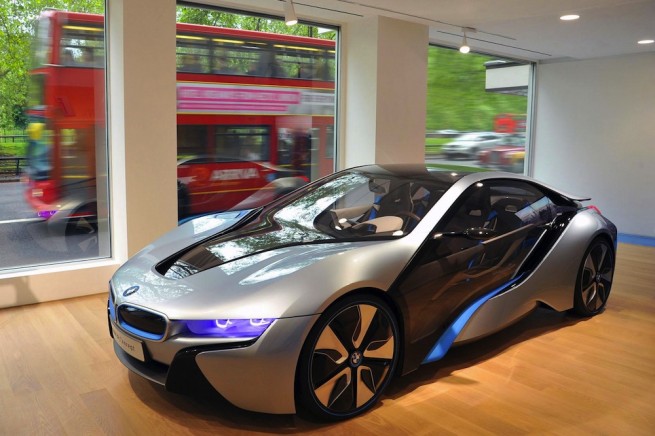 bmw-i8-london-store