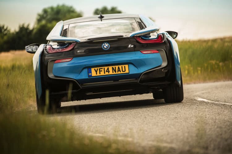 bmw-i8-protonic-blue-42