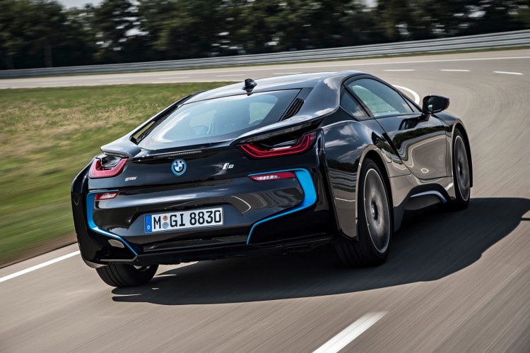 2015 BMW i8 – Another Video Review