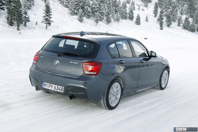 bmw-m135i-xdrive-12 BMW M135i xDrive in the snow