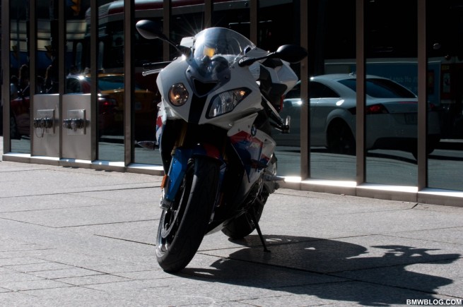 bmw-s1000rr-review-10