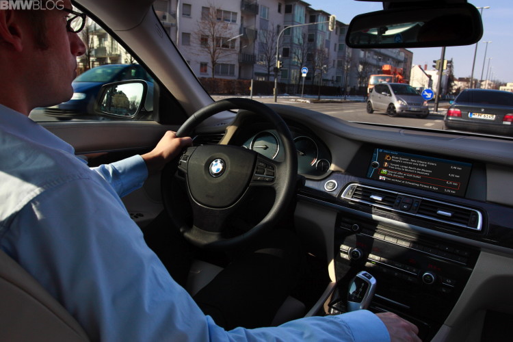 bmw-virtual-marketplace-01