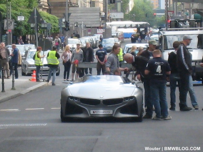 bmw-vision-commercial-04