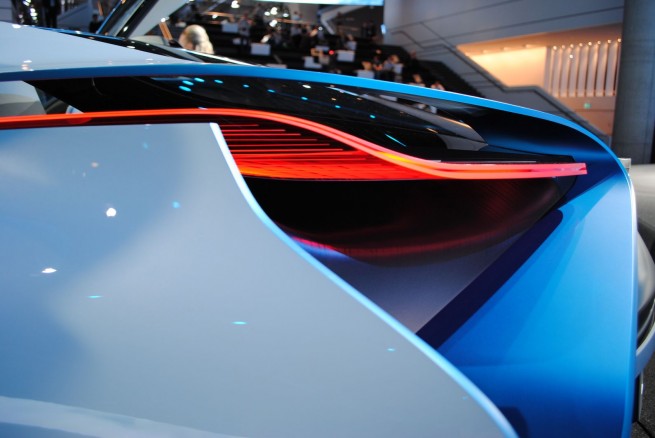 bmw-vision-concept-interior-[23]