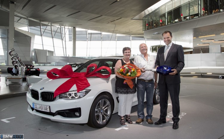 bmw-welt-delivery-02