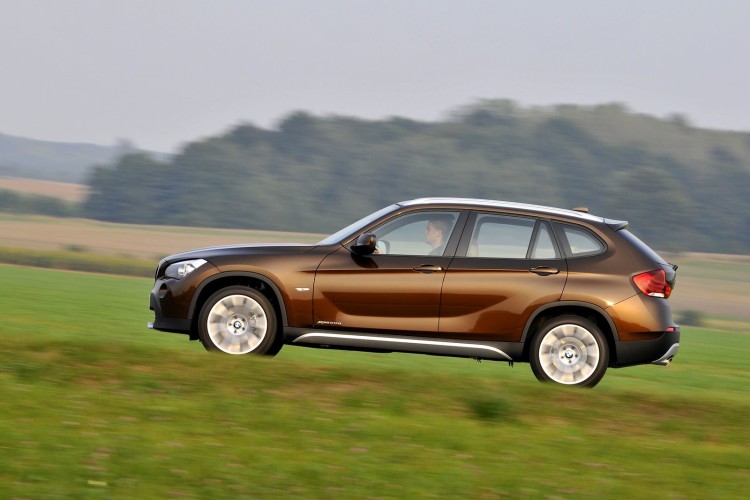 Photo Gallery: BMW X1 in Marrakesh Brown color