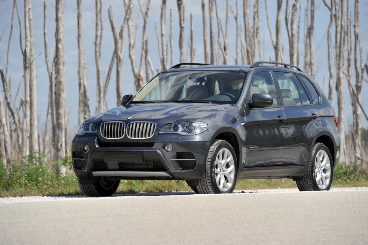 BMW recalls X5 and X6 series vehicles