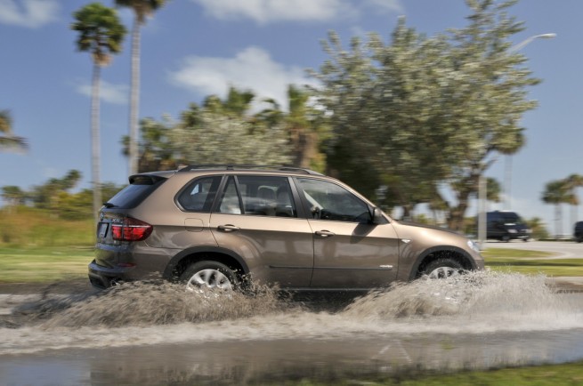 bmw_X5xDrive35i-92