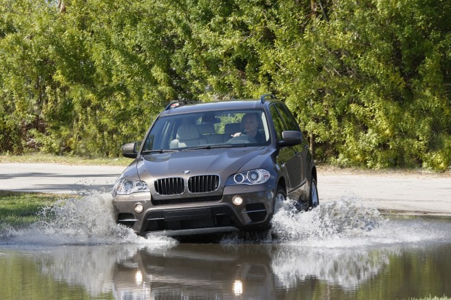bmw_X5xDrive35i-94