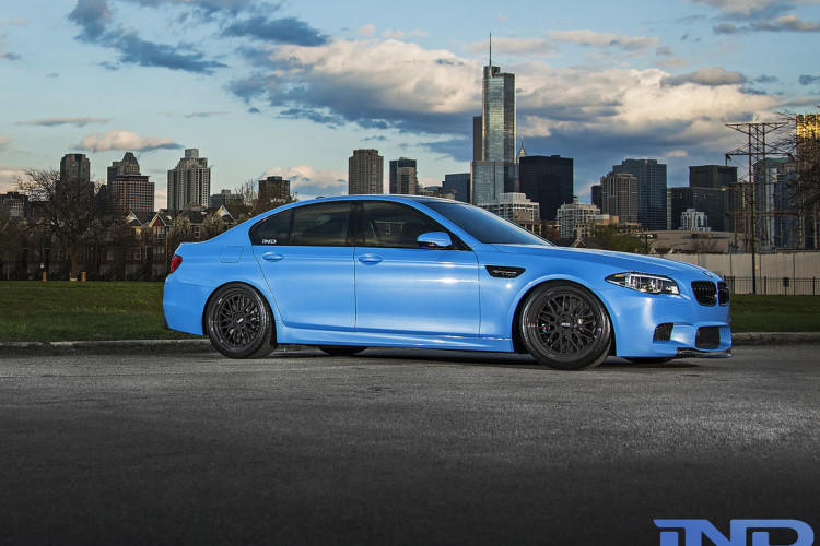 iND F10 M5 – The Blue Deluge in Yas Marina Blue