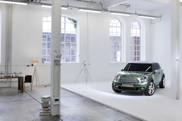World Premiere: MINI Paceman Concept