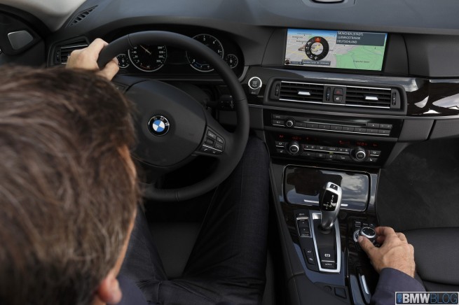 new-bmw-connecteddrive-25