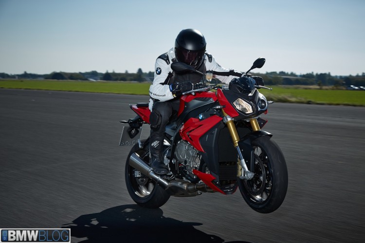 The new S 1000 R